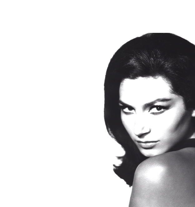 Black and white portrait of Rocío Jurado in her early years of success